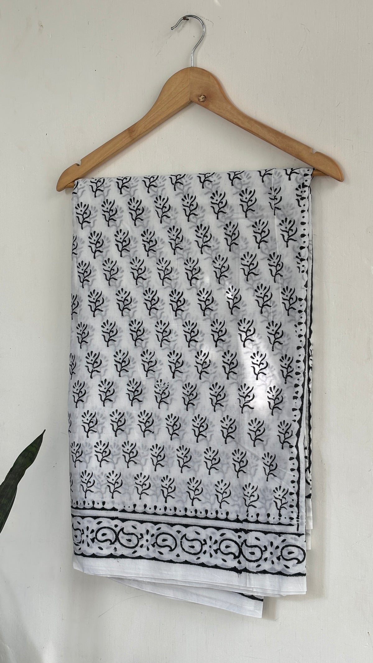 White and Black Botanical Print Handblock Mul Cotton Saree