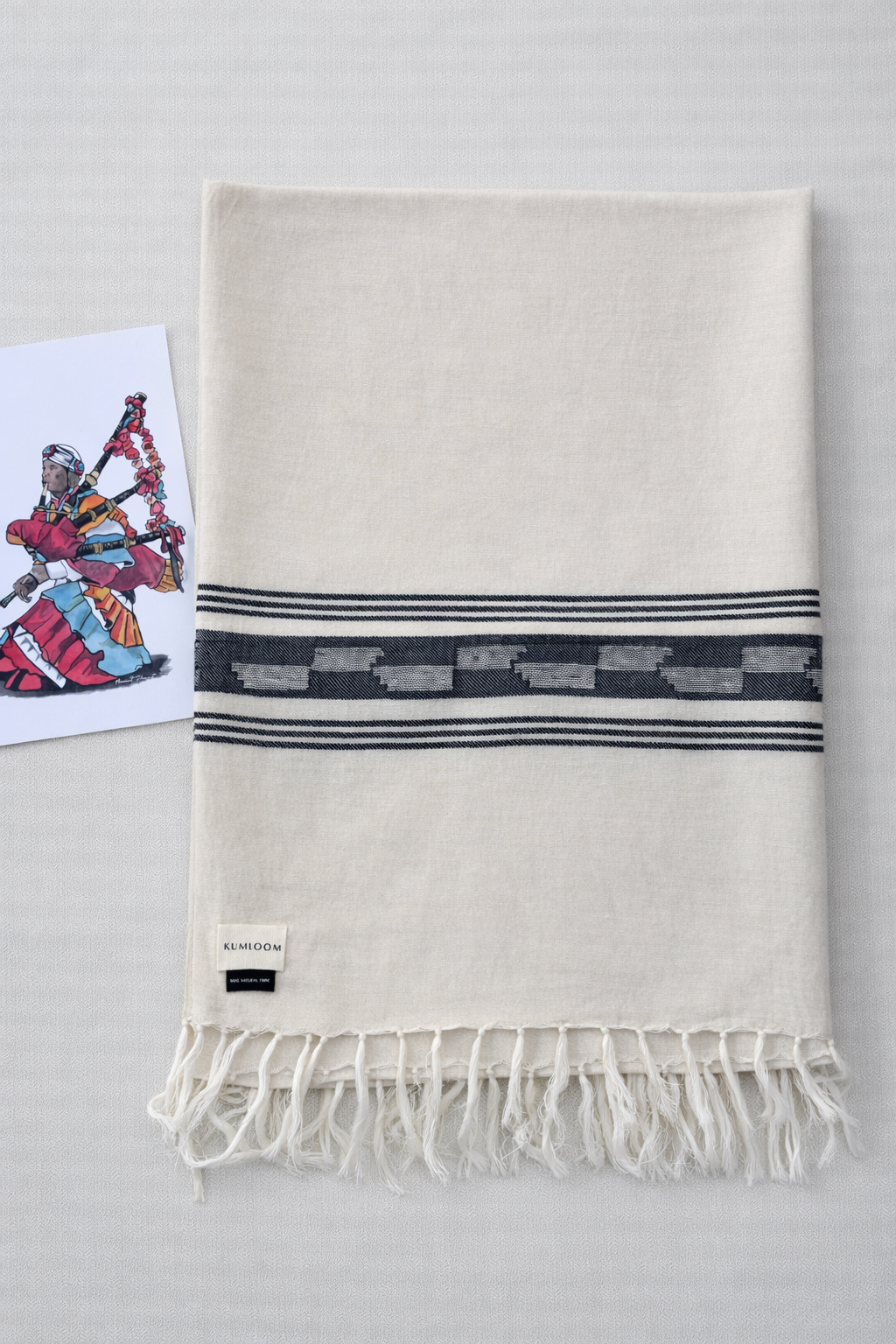 Plain with border