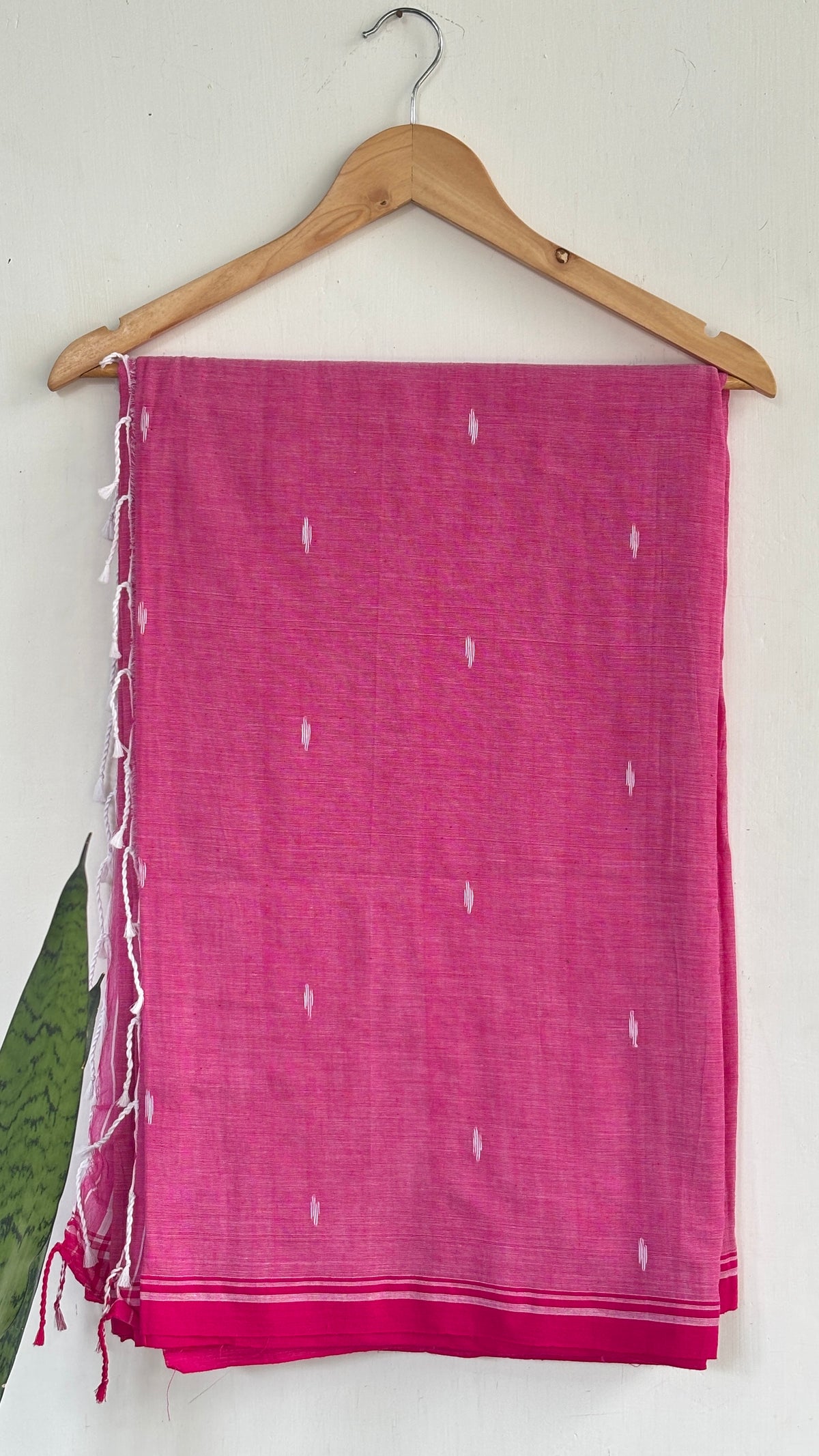 Mul Cotton Saree with Lightly Woven Motifs