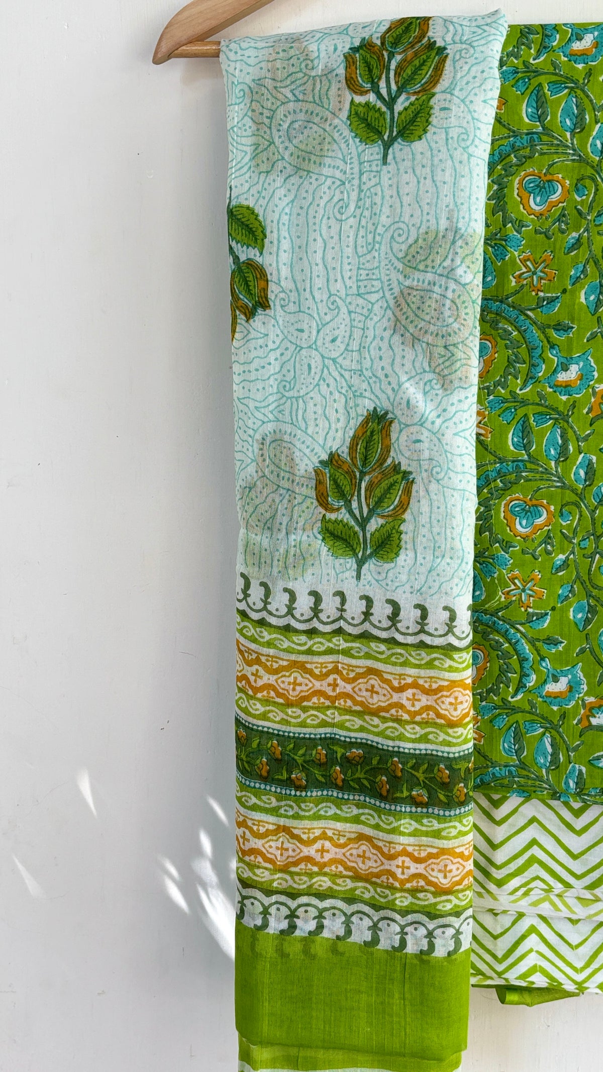 Bright Green Floral Printed Suit Set with Mul Cotton Dupatta