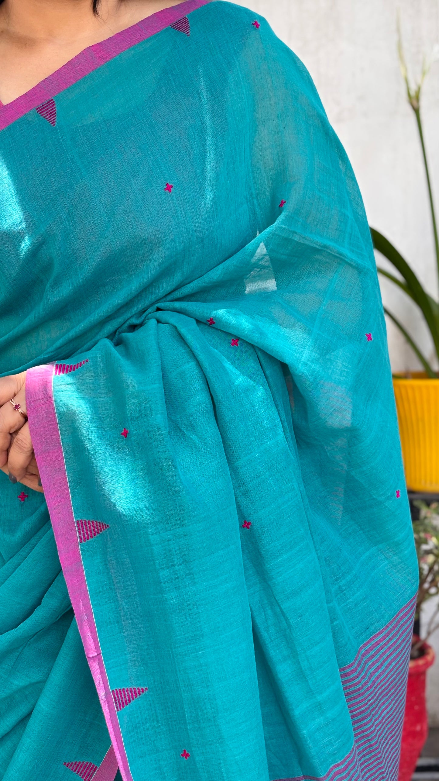 Handwoven Soft Cotton Saree