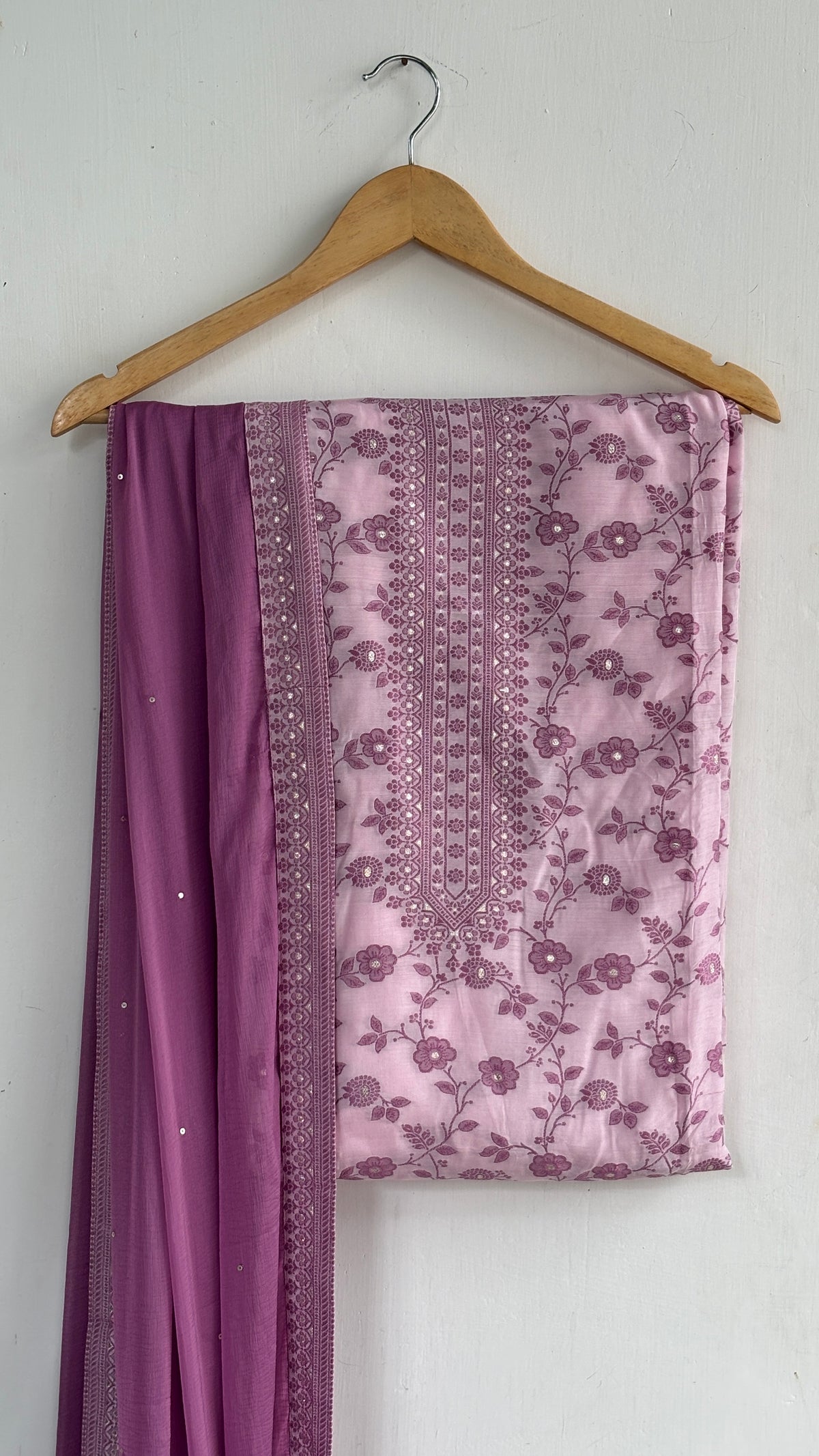 Floral Pattern Suit Set with Embellished Neckline and Dupatta