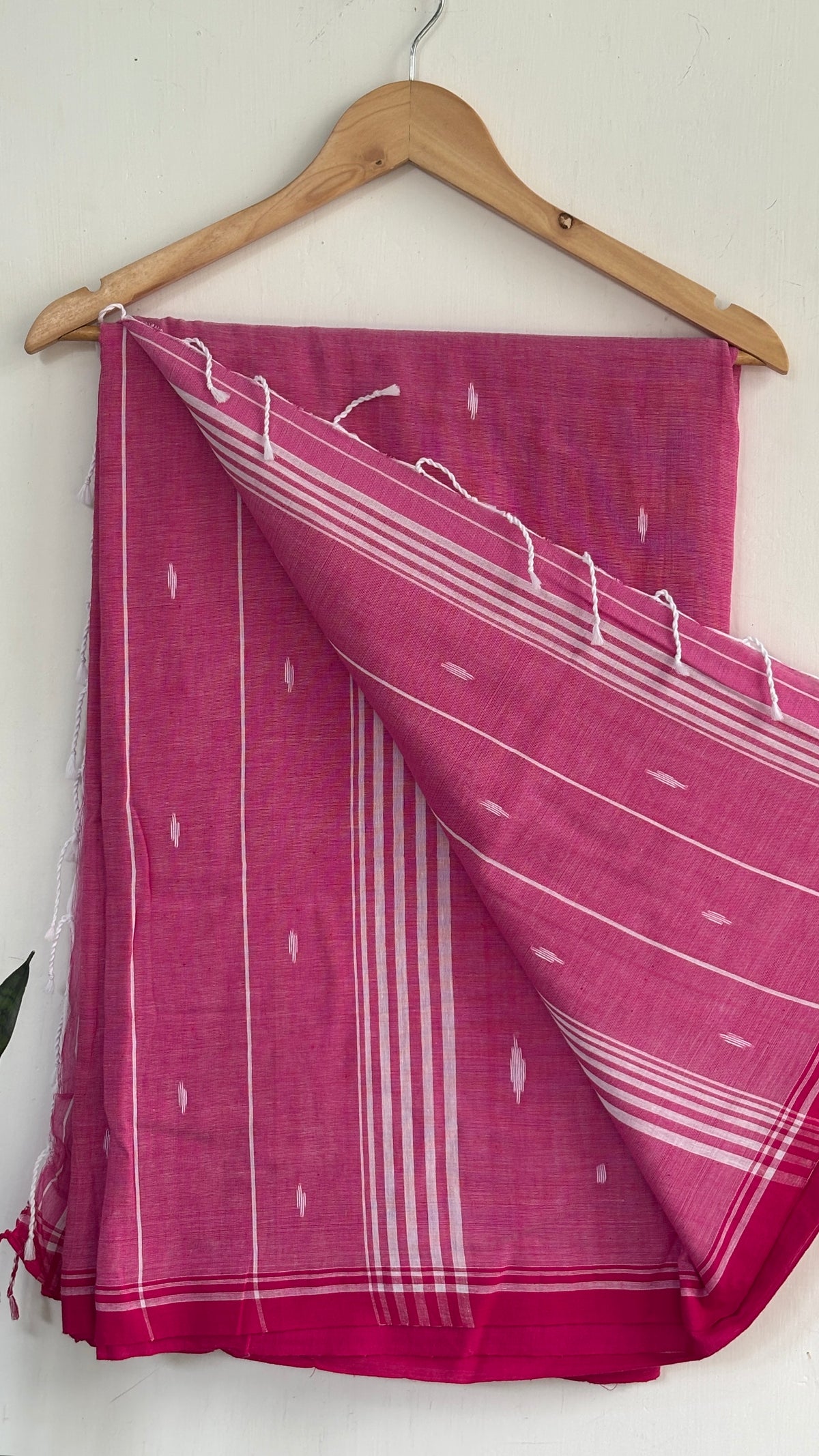 Mul Cotton Saree with Lightly Woven Motifs