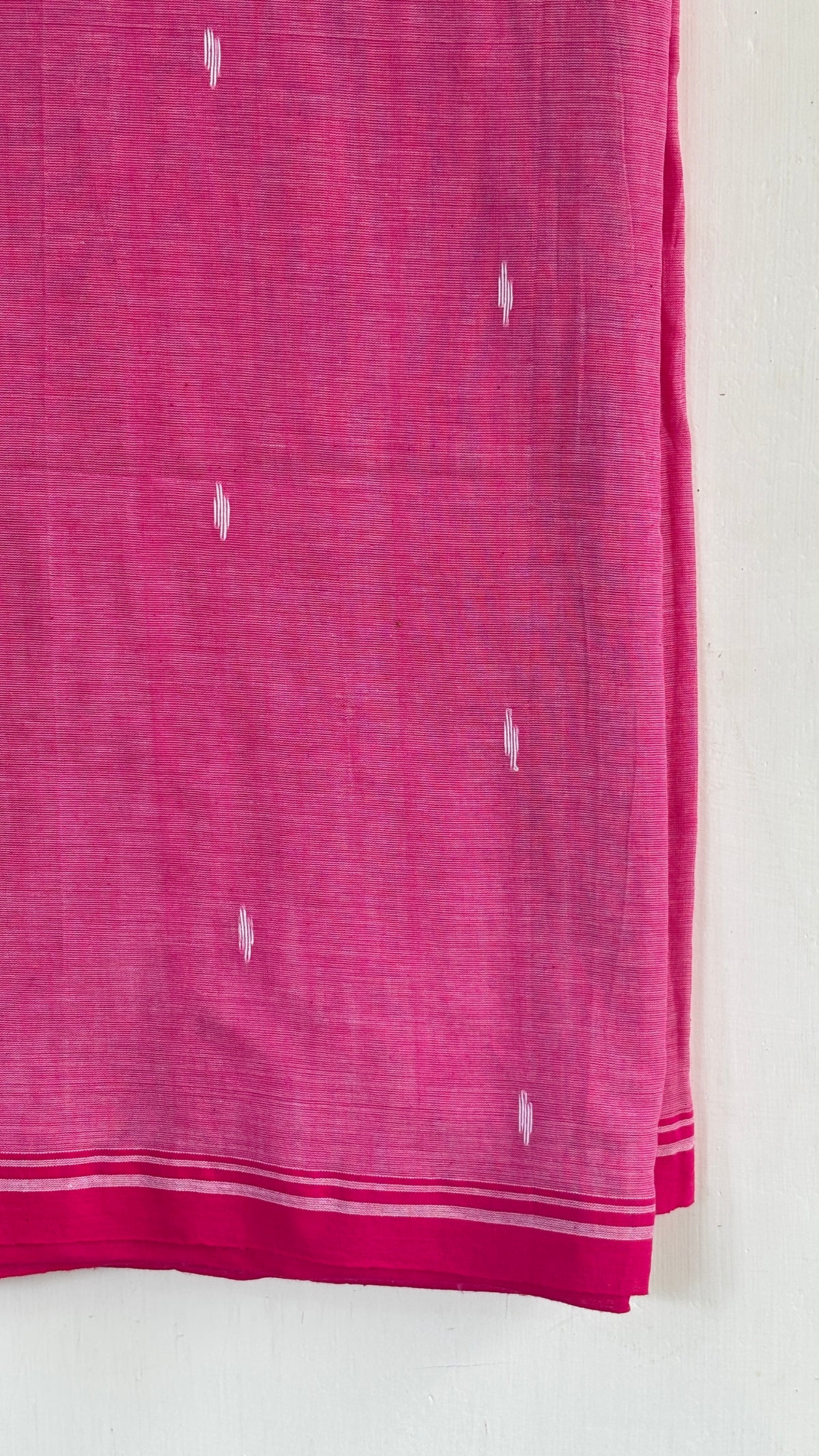 Mul Cotton Saree with Lightly Woven Motifs