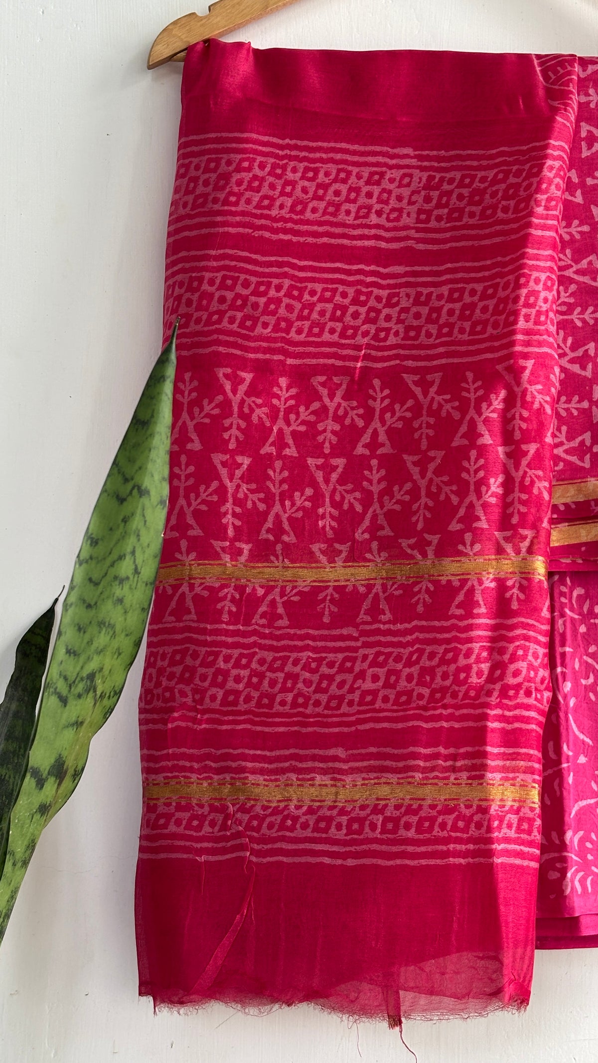Rani Pink Floral Handblock Chanderi Silk Suit Set