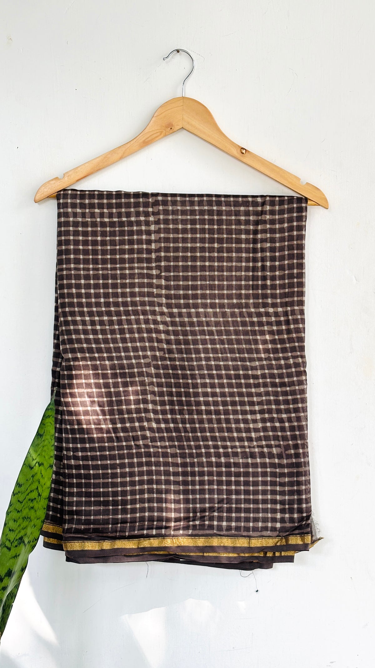 Handblock Printed Small-Check Pattern Saree
