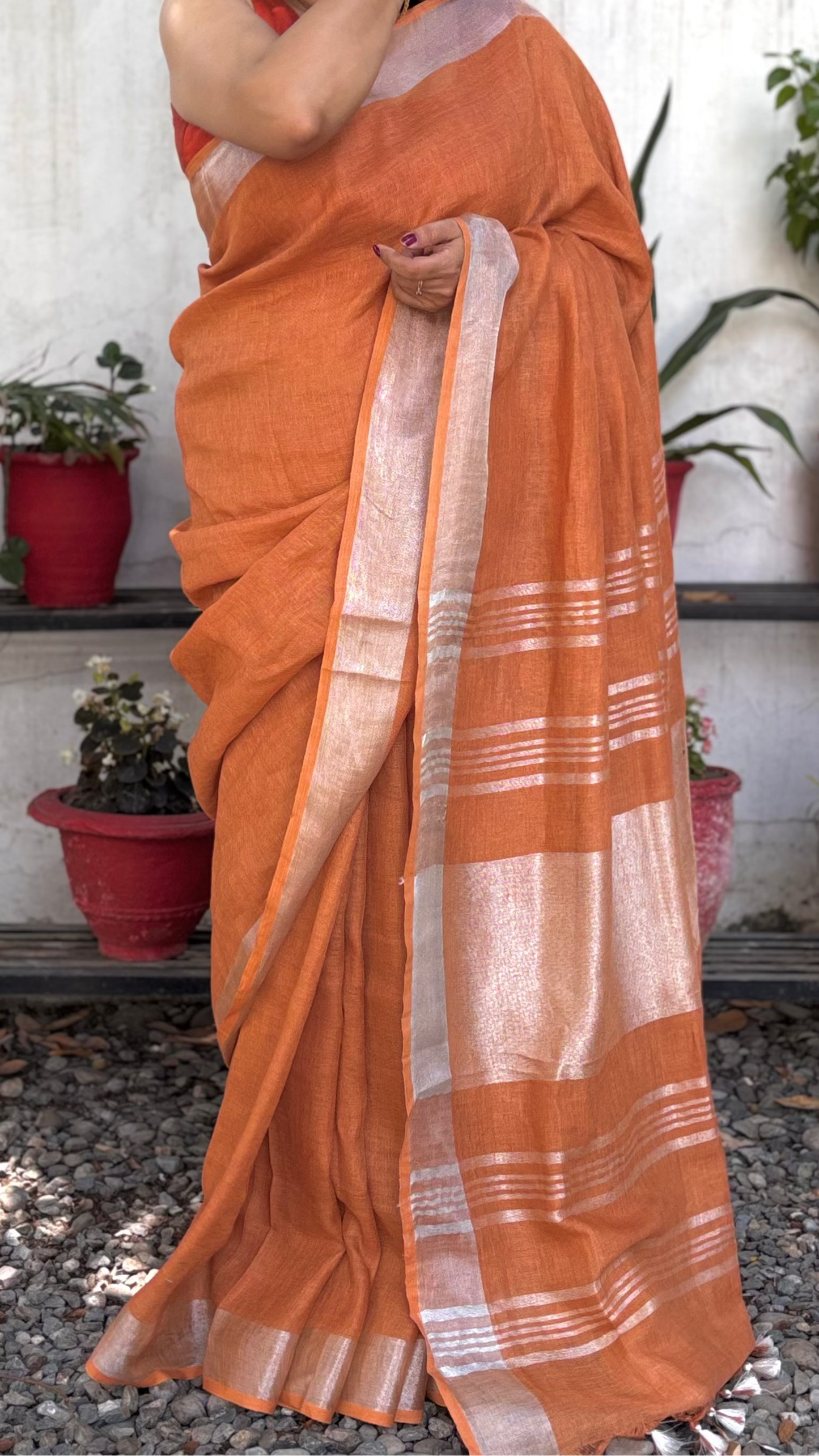 Handwoven Linen Saree - Rust